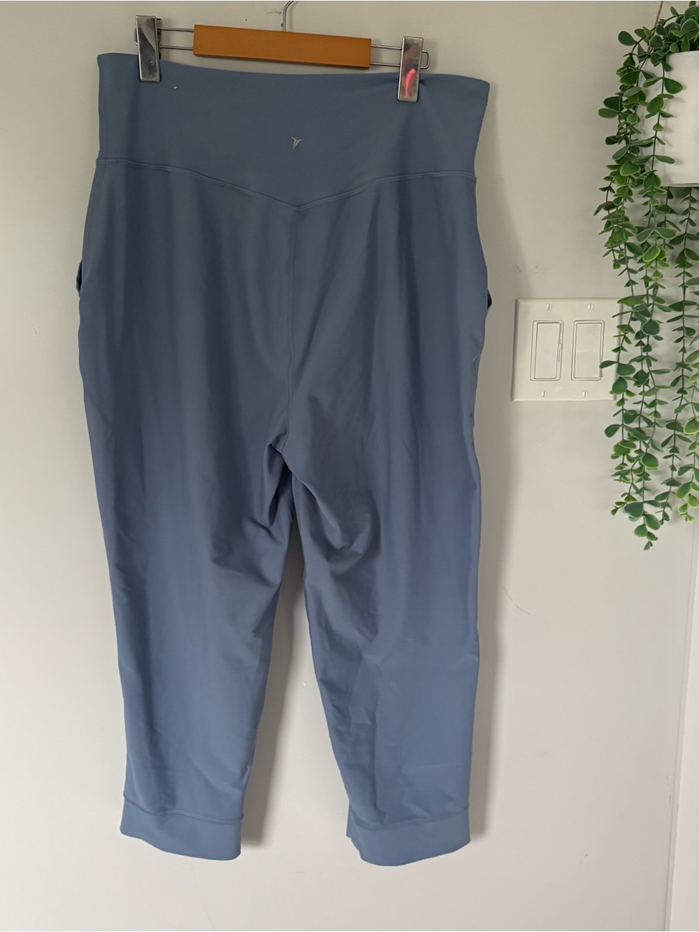 Old Navy Slate-Blue High Waist Cropped Joggers Size XL - Picture 5 of 9
